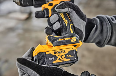 Dewalt DCD805P2T Çift Akülü 5 Ah Darbeli Matkap - Thumbnail