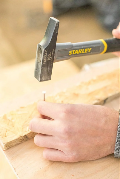 Stanley STHT0-54158 Fiberglas Saplı Marangoz Çekiç 160 gr